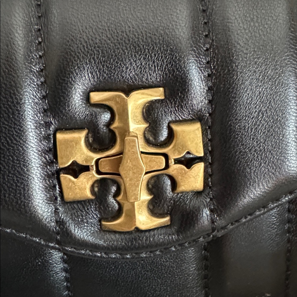 Tory Burch Kira Camera Crossbody NWT - Picture 10 of 17
